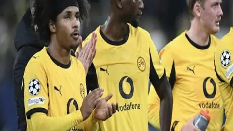 内马尔回归家乡球队，承诺终身效忠桑托斯